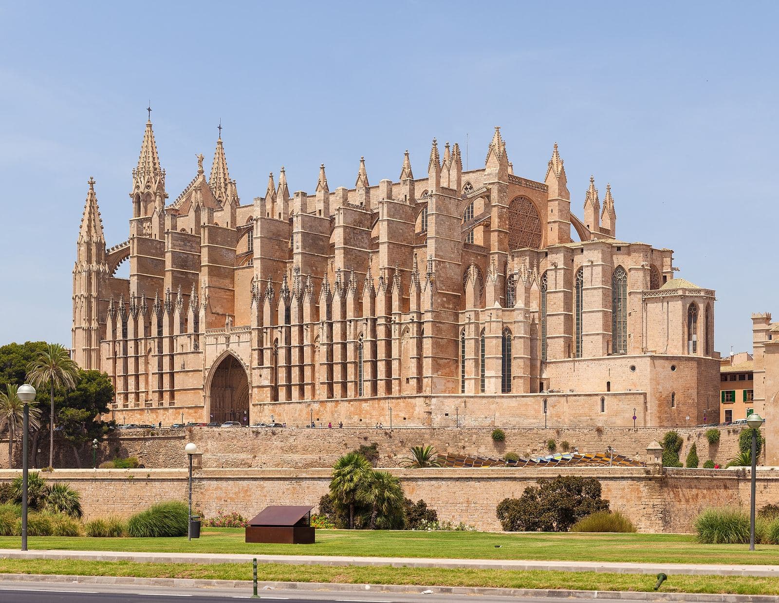 Palma Cathedral (La Seu) overlooking the old city, Mallorca